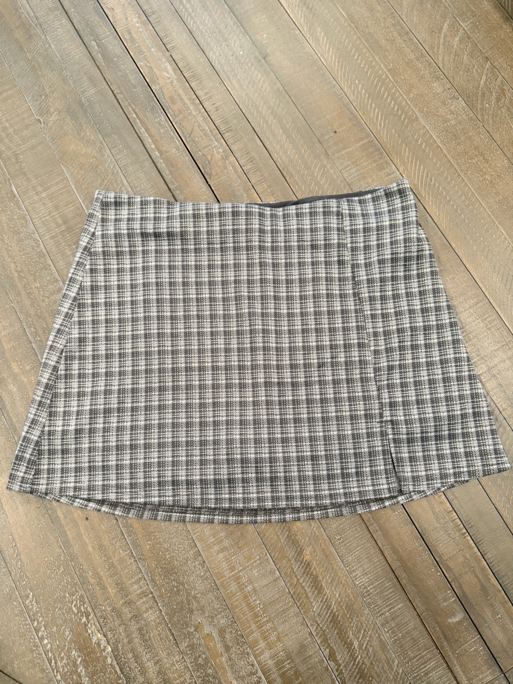American Eagle Outfitters Black and White Plaid Pencil Skirt